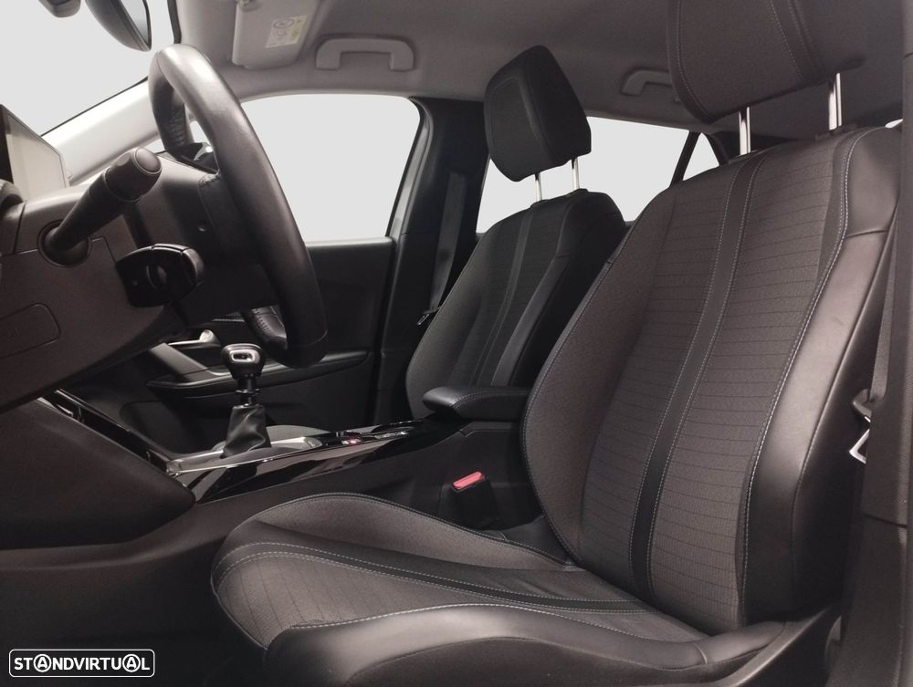 Peugeot 2008 1.2 PureTech Active Pack - 6