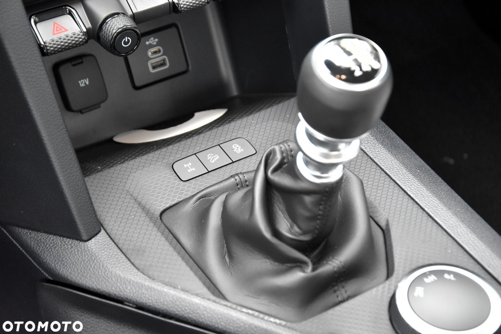 Volkswagen Amarok - 18