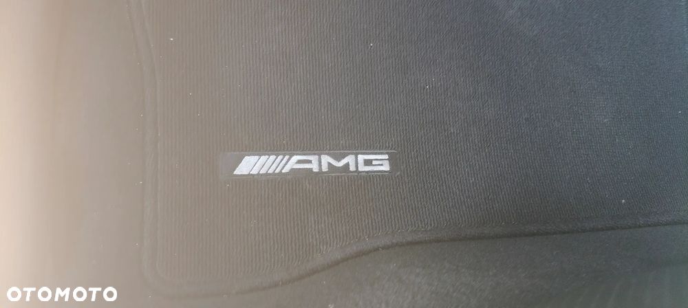 Mercedes-Benz GLC 250 d 4Matic 9G-TRONIC AMG Line - 11