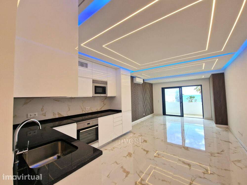 Apartamento T2 com Garagem e Vista Mar - Quarteira - Grande imagem: 5/14
