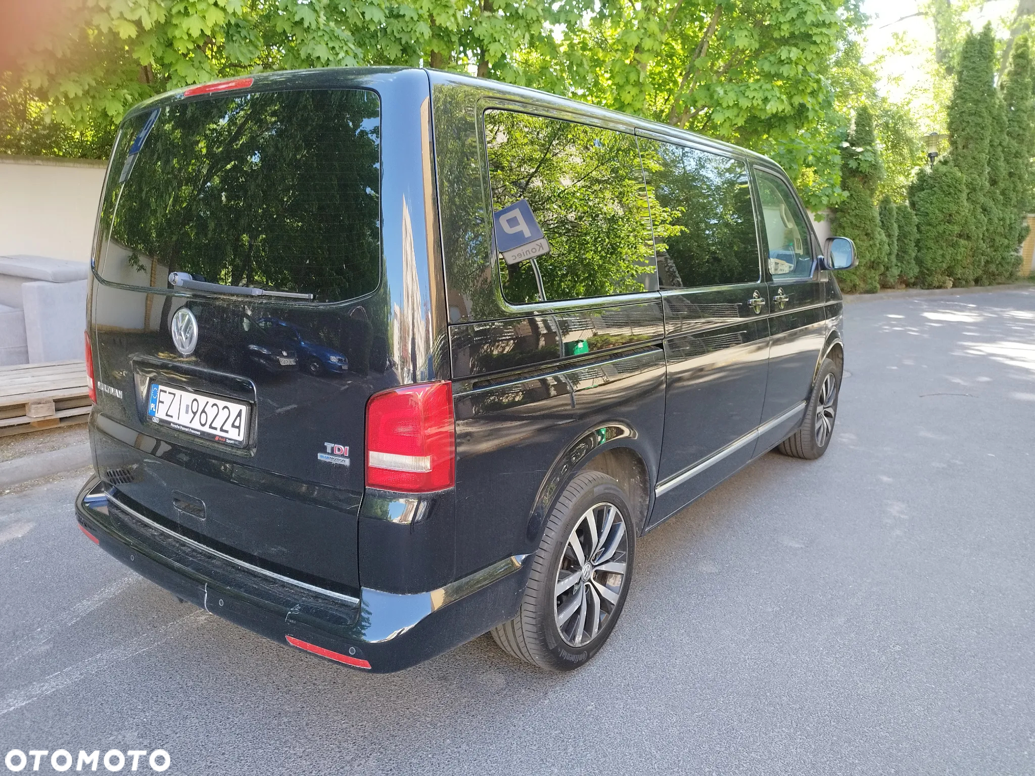 Volkswagen Multivan - 5