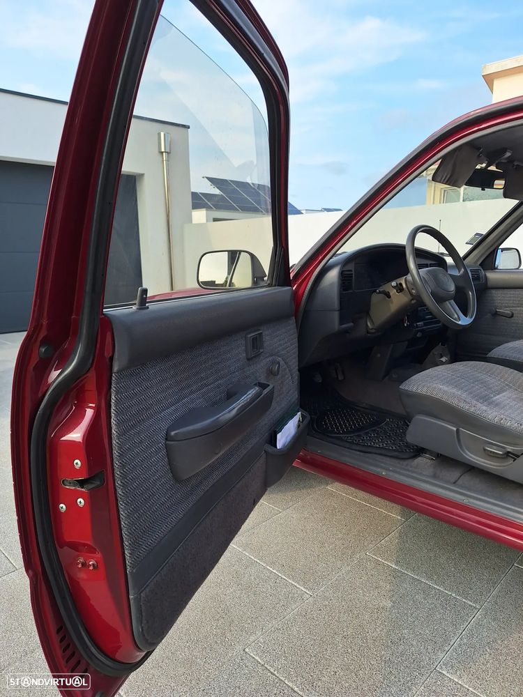 Toyota Hilux 2.4 D LN90L Cx Mad. C.Ex - 2