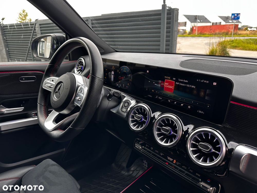 Mercedes-Benz GLB 200 AMG Line 7G-DCT - 16