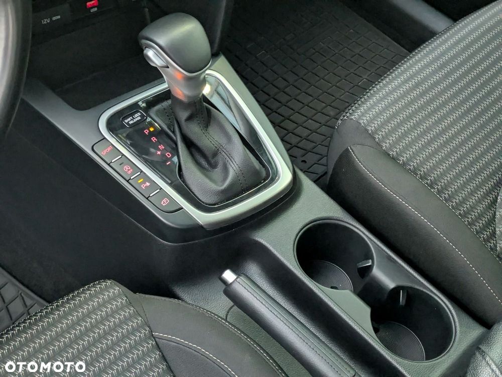 Kia Ceed 1.5 T-GDI M DCT - 30