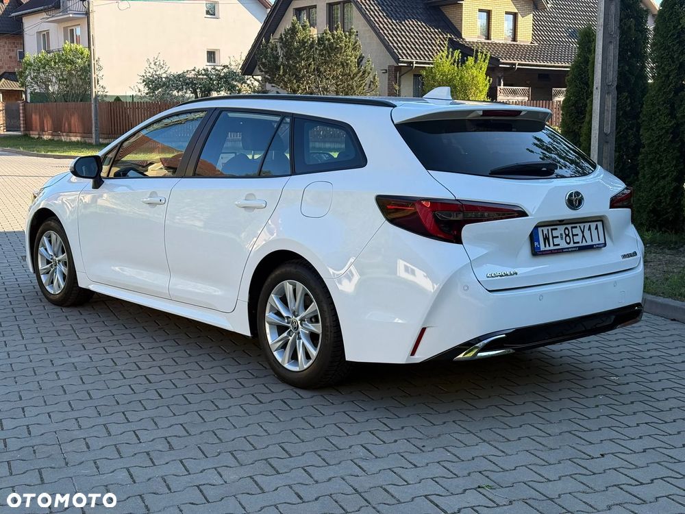Toyota Corolla 1.8 Hybrid Comfort - 4