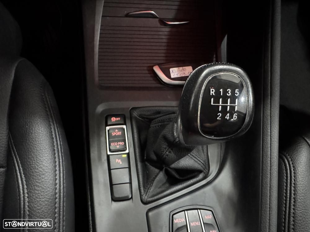 BMW X1 16 d sDrive Advantage - 34