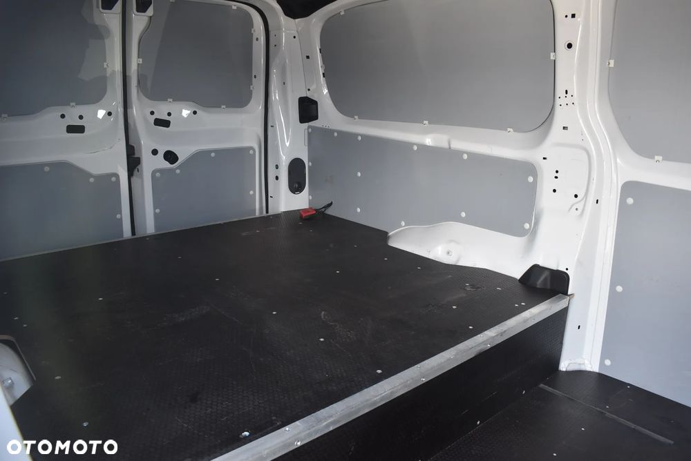 Opel VIVARO EXTRA LONG 3,1 - 15