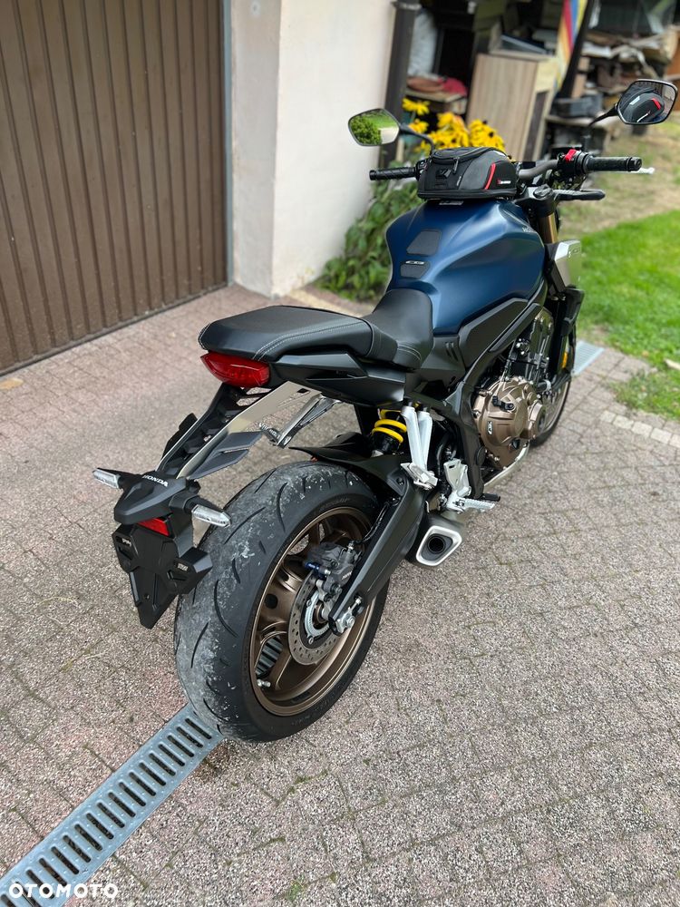Honda CB - 15