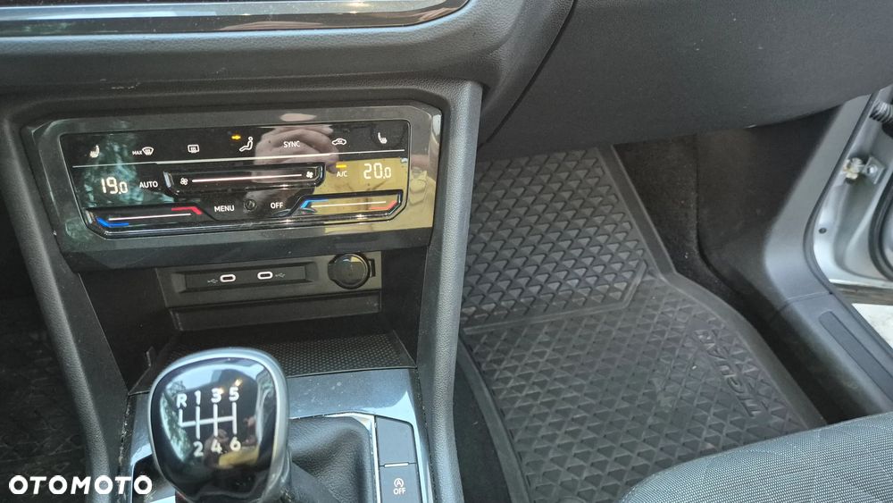 Volkswagen Tiguan 1.5 TSI EVO Life - 16