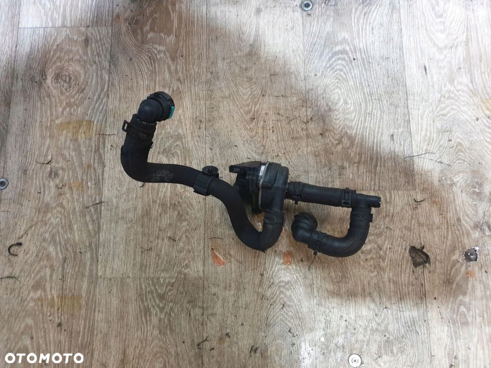 Pompa Wody Elektryczna RANGE ROVER VELAR L560 2.0 D240 - 1