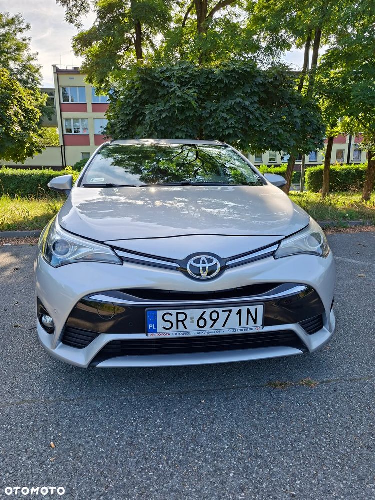 Toyota Avensis 1.8 Prestige - 1