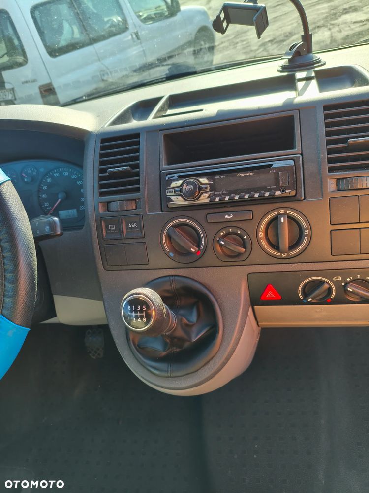 Volkswagen Transporter L2H1 - 11