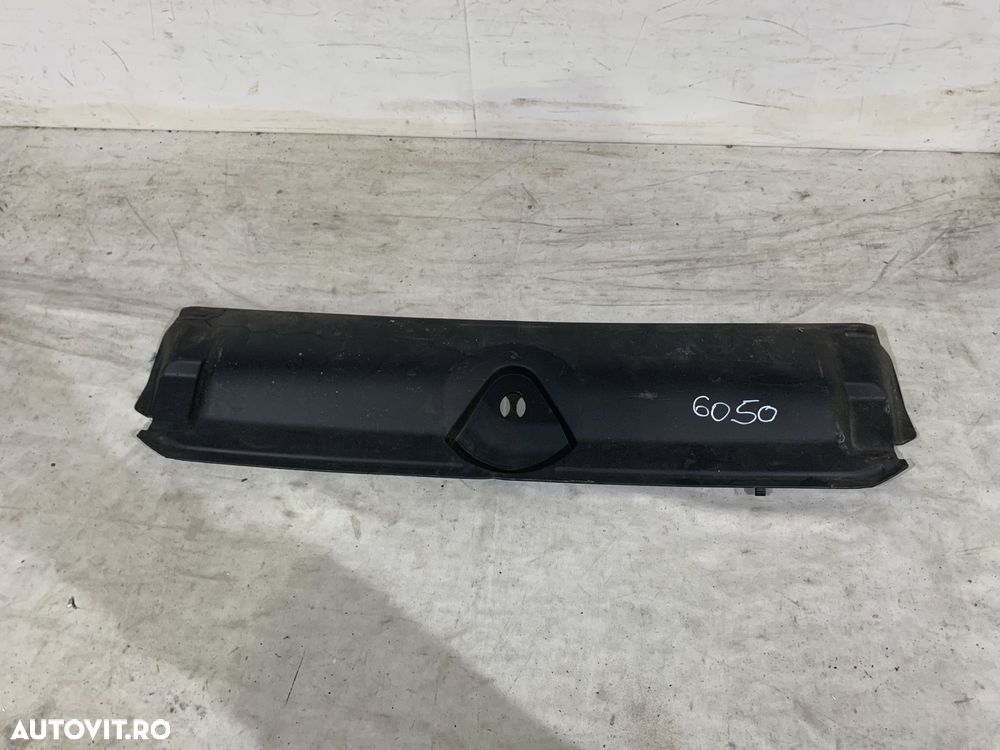 Inchidere Bara fata superioara, Audi A4 B9, 2016, 2017, 2018, 2019, cod origine OE 8W0807081. - 1