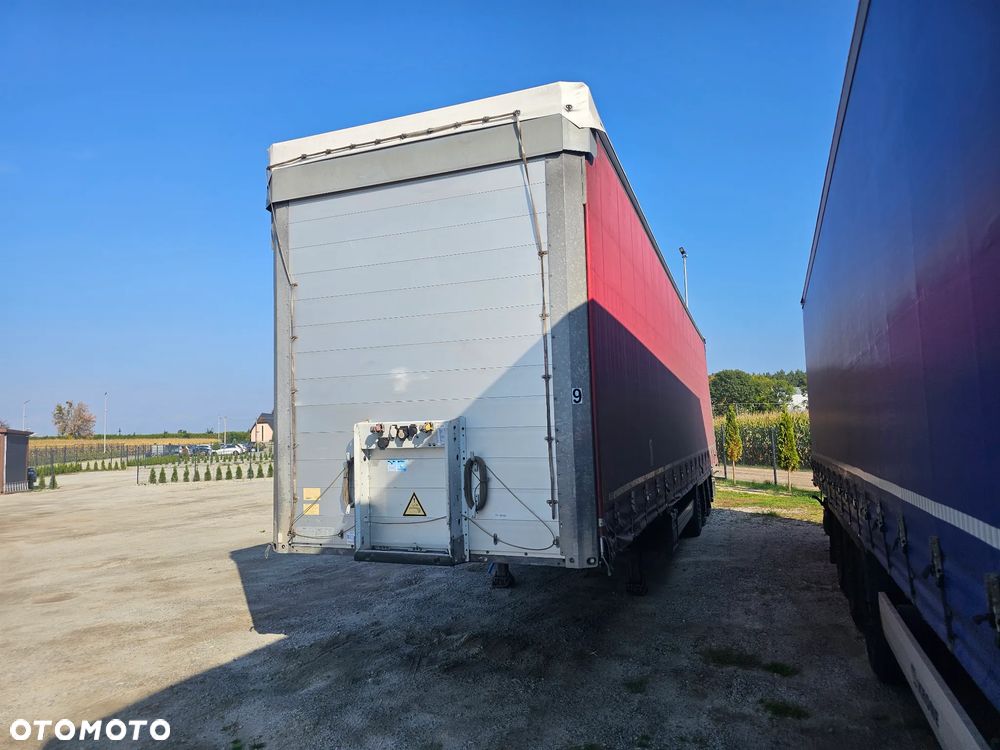 Schmitz Cargobull SCB - 3