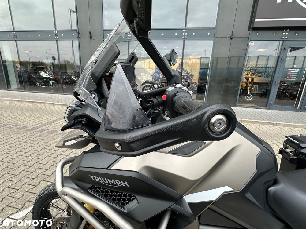 Triumph Tiger - 9