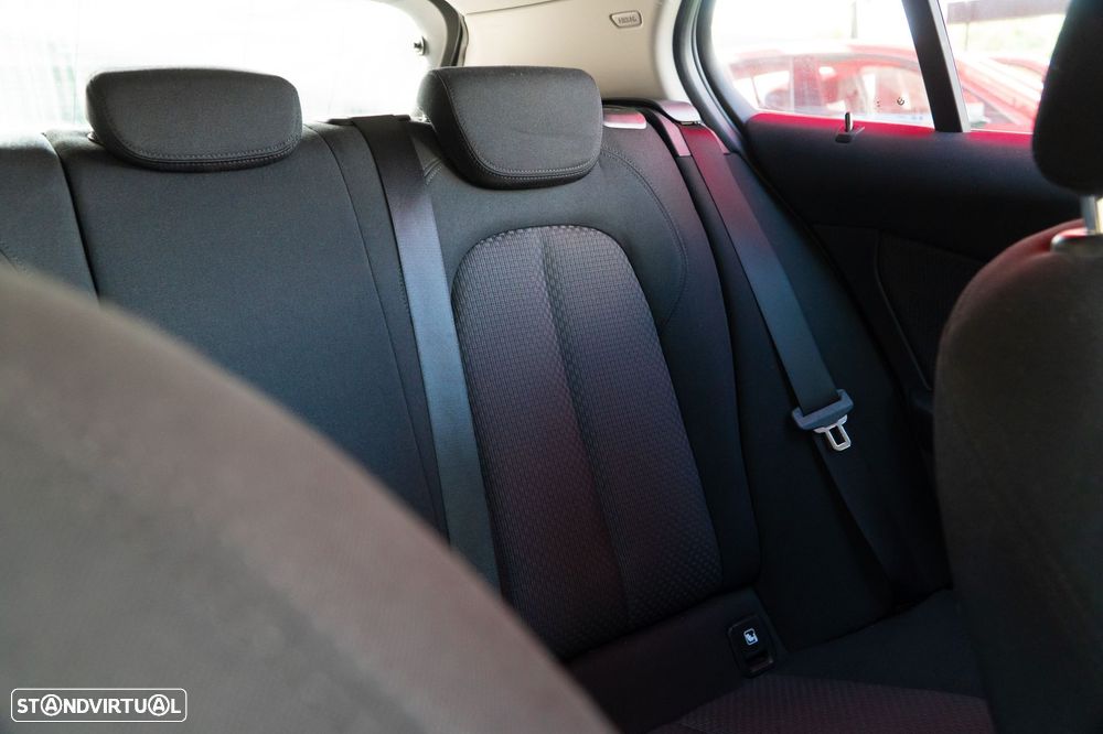 BMW 116 d Aut. Advantage - 15