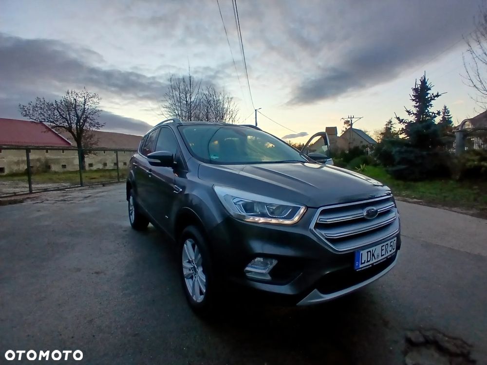 Ford Kuga 2.0 TDCi 4x4 Titanium - 2