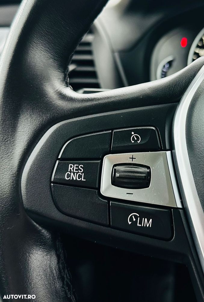 BMW X3 xDrive20i Aut. xLine - 26