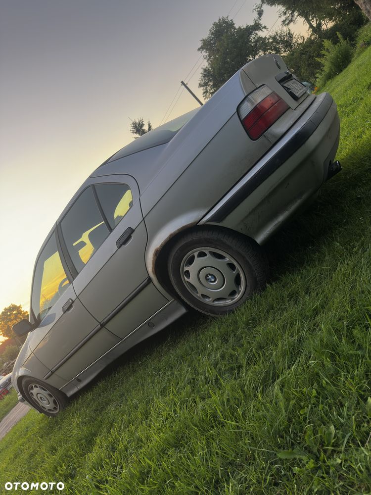 BMW Seria 3 - 5