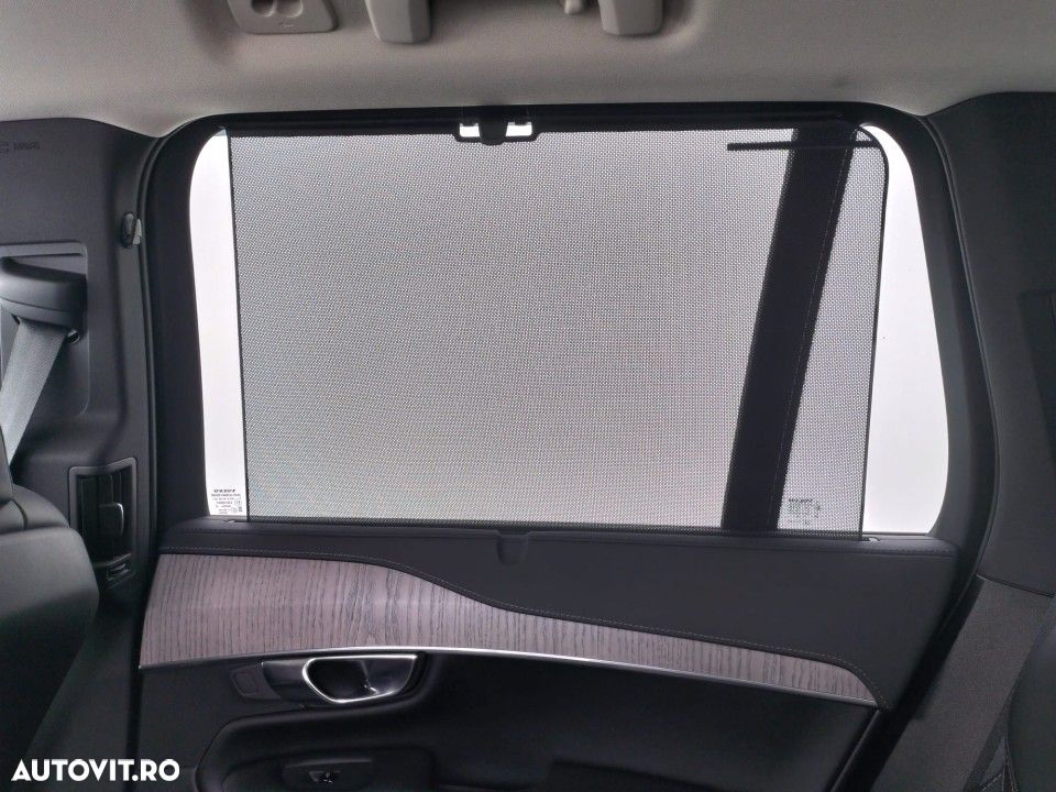Volvo XC 90 D5 AWD Geartronic RDesign - 13