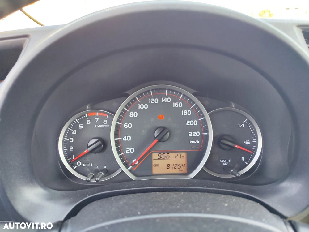 Toyota Yaris 1.3 VVT-i Luna - 5