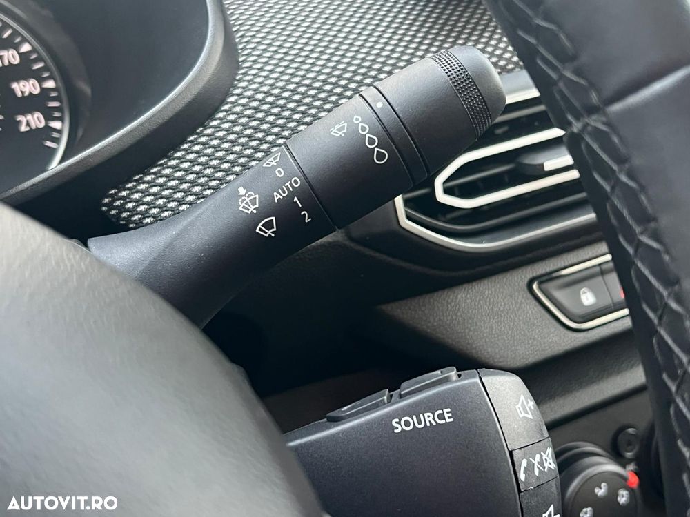 Dacia Logan TCe 90 MT6 Expression - 18