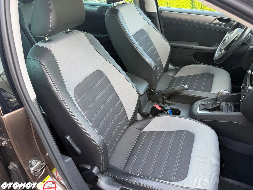 Volkswagen Jetta 1.6 TDI DPF DSG Highline - 7