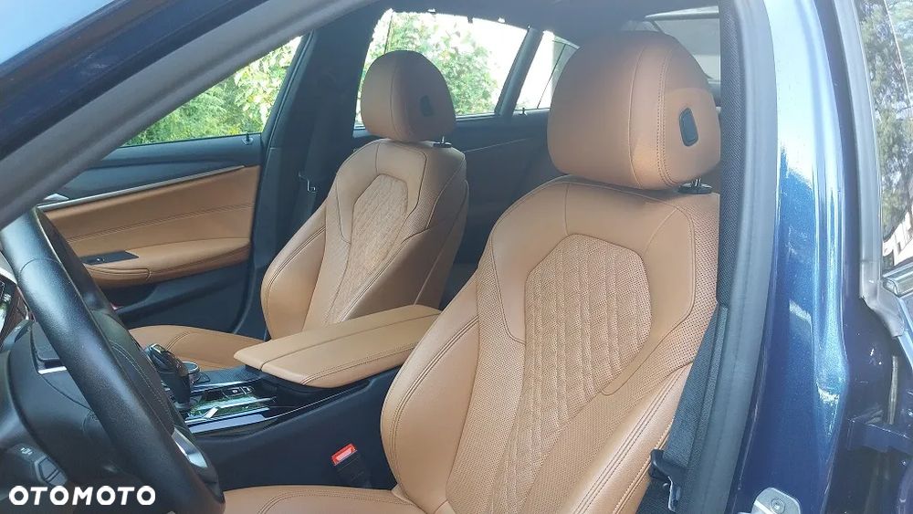 BMW Seria 5 520i GPF M Sport sport - 9
