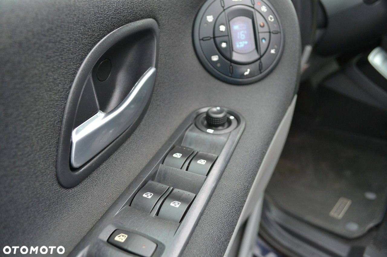 Renault Espace 2.0 Navitech - 12