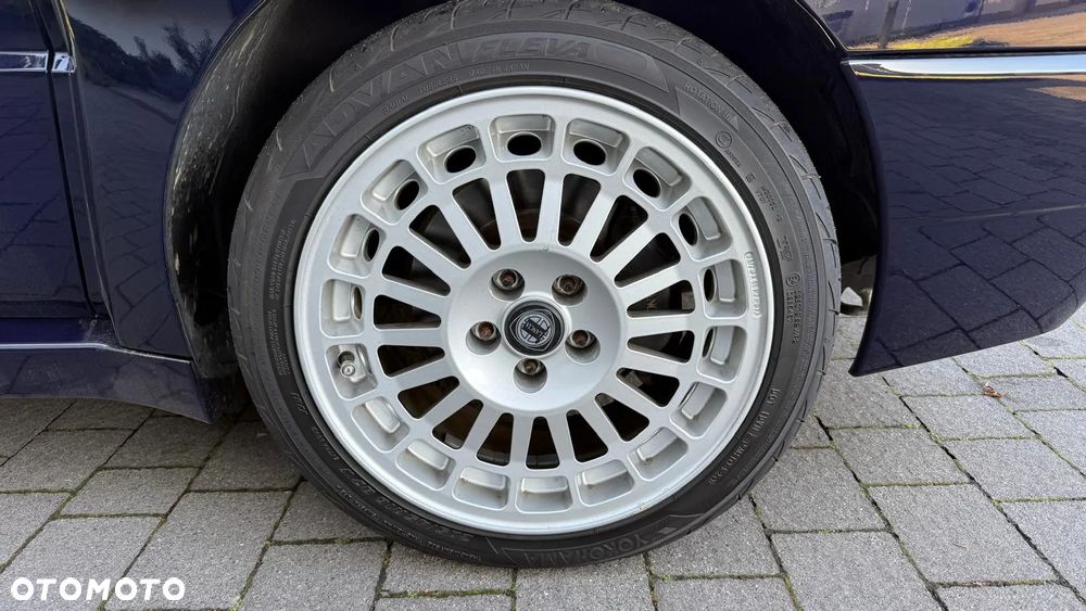 Lancia Delta 2000 HF Integrale Sedici - 4
