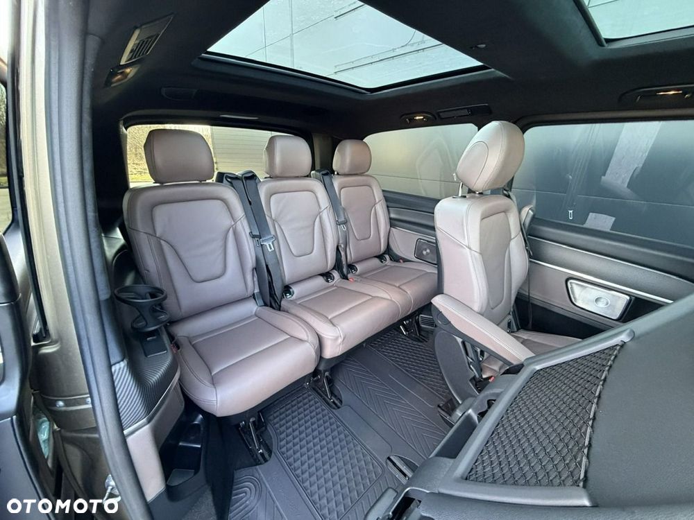 Mercedes-Benz Klasa V 300 d lang 4Matic 9G-TRONIC Exclusive - 30