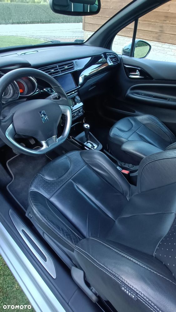 Citroën DS3 1.6 VTi SoChic - 13