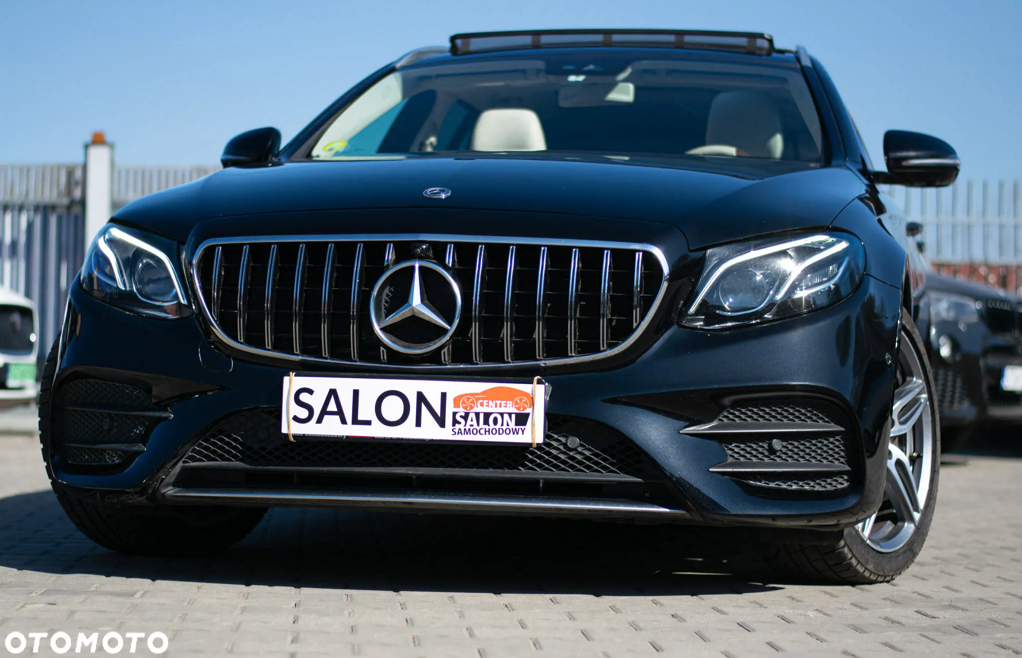 Mercedes-Benz Klasa E 220 d T 9G-TRONIC AMG Line - 27