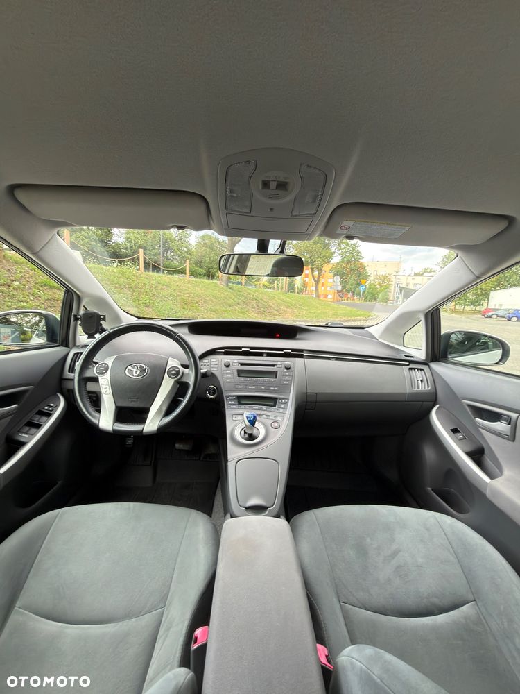 Toyota Prius 1.8 HSD Life - 8