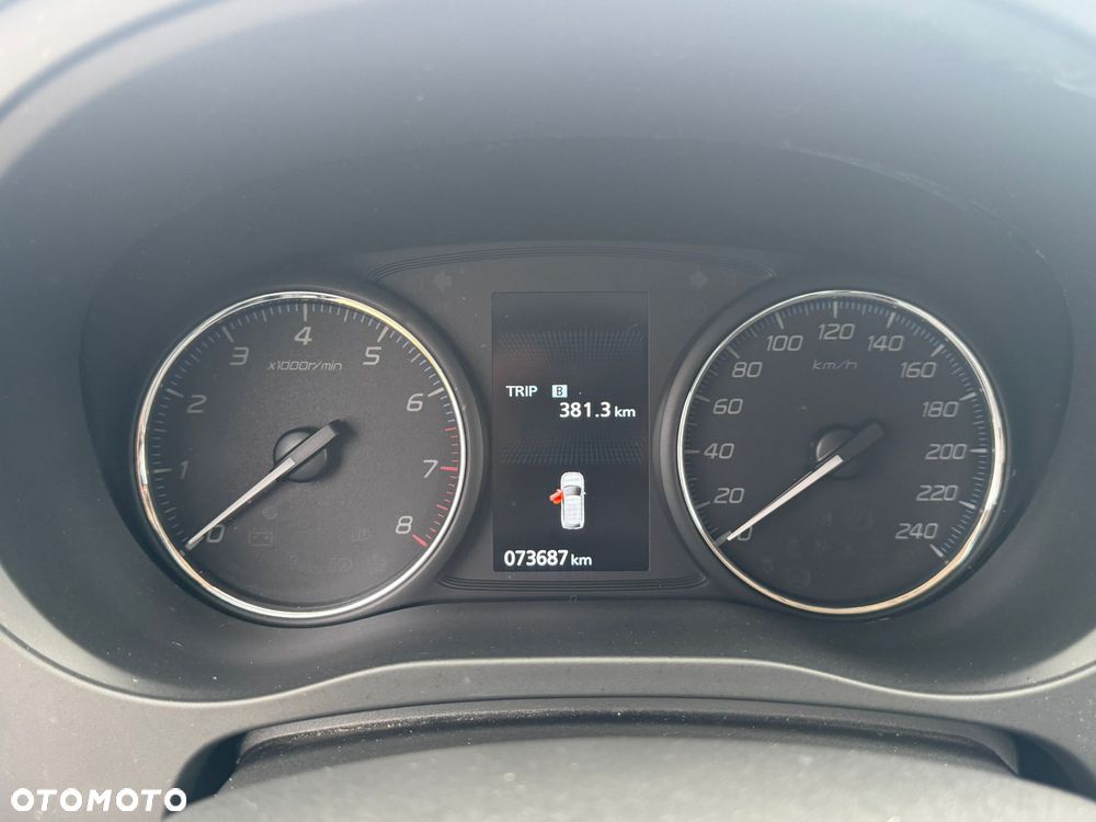 Mitsubishi Outlander 2.0 2WD Invite - 13