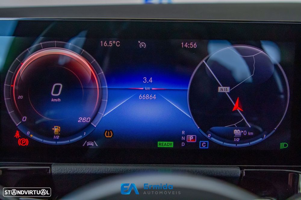 Mercedes-Benz GLA 250 - 29