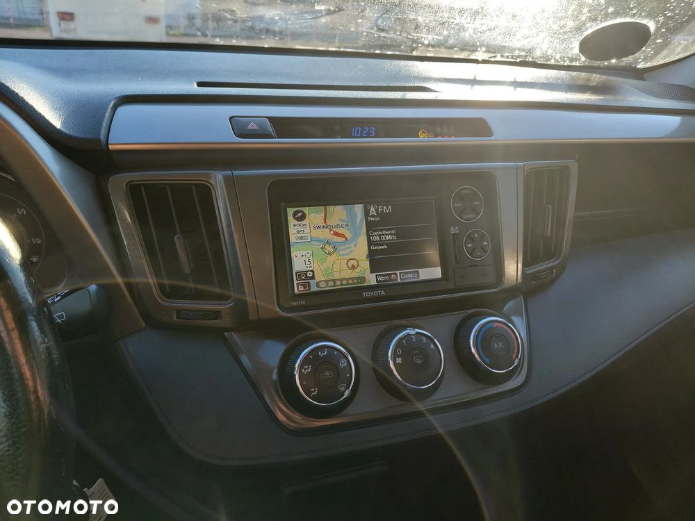 Toyota RAV4 2.0 D-4D 4x2 Start-Stop Executive - 10