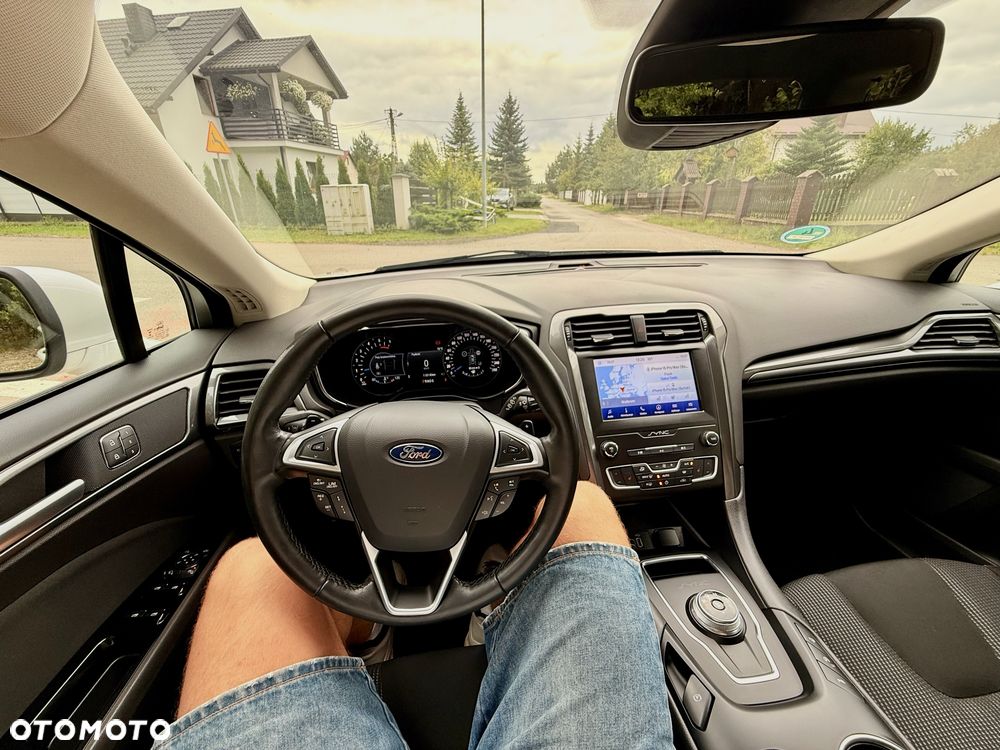 Ford Mondeo - 8