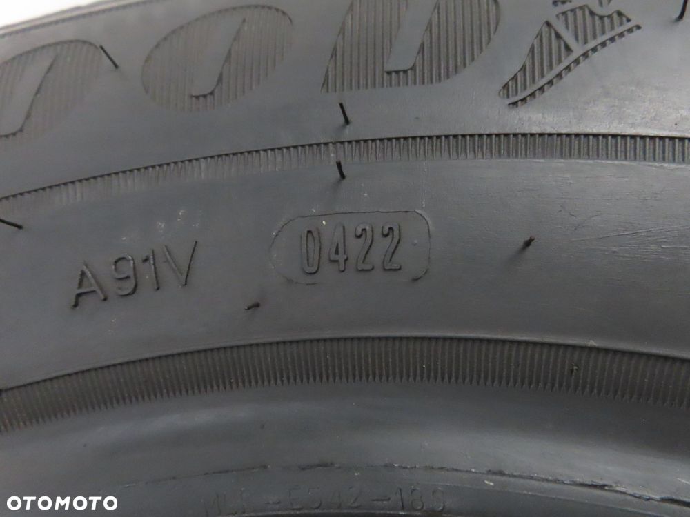 215/65R15C OPONA DOSTAWCZA LETNIA Goodyear EfficientGrip Cargo 104/102T - 3