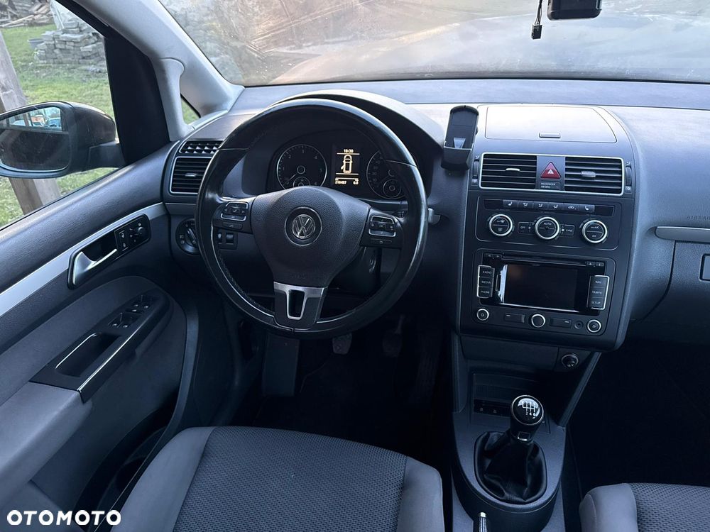 Volkswagen Touran 1.6 TDI DPF BlueMotion Technology Life - 18