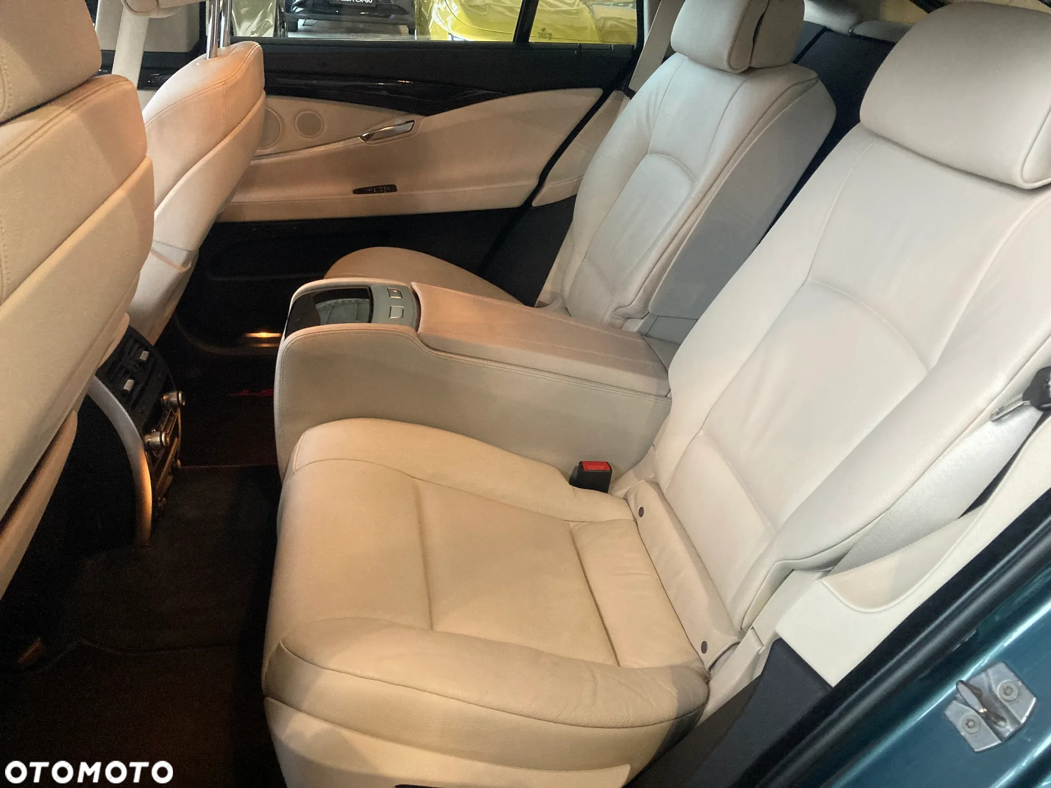 BMW Seria 5 - 12