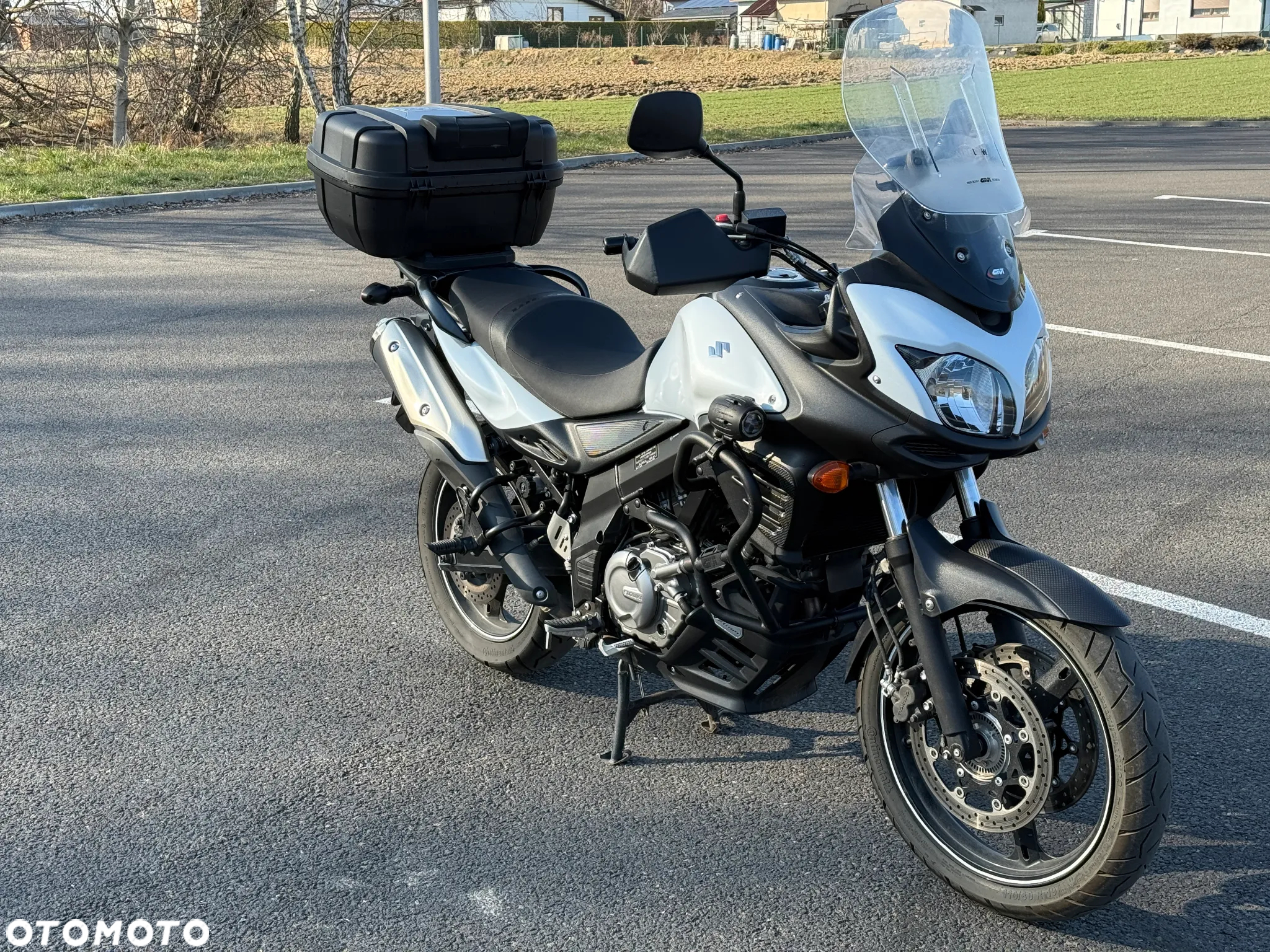 Suzuki V-STROM