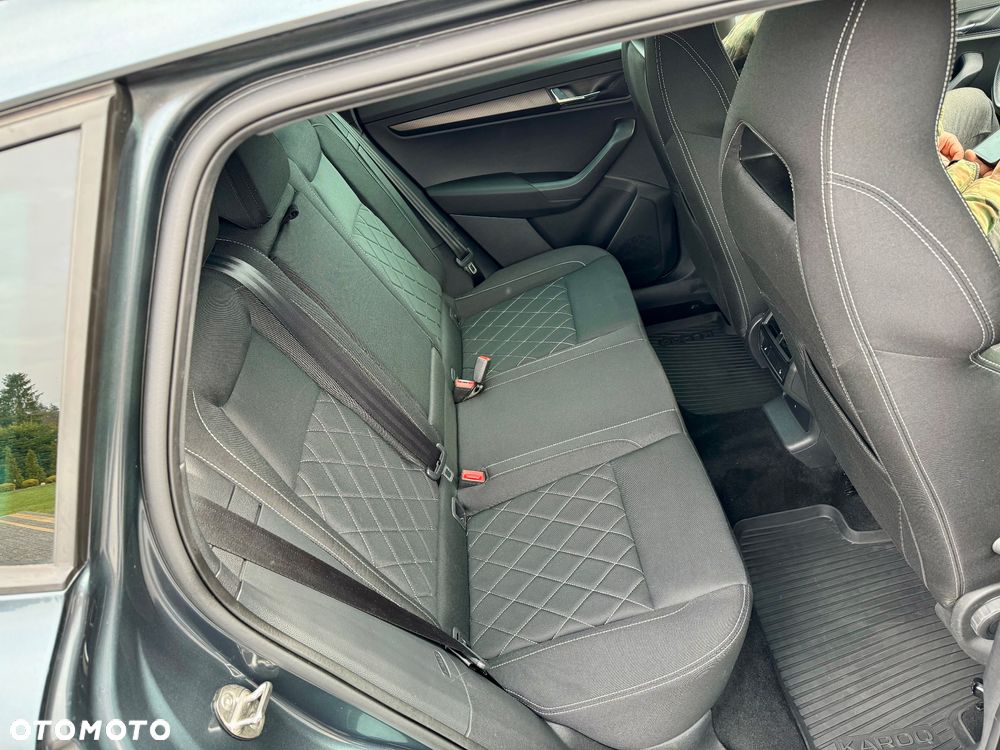 Skoda Karoq 2.0 TDI SCR 4x4 DSG Sportline - 32