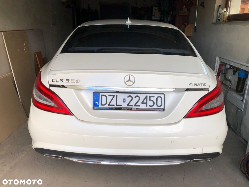 Mercedes-Benz CLS 500 4-Matic 7G-TRONIC - 35
