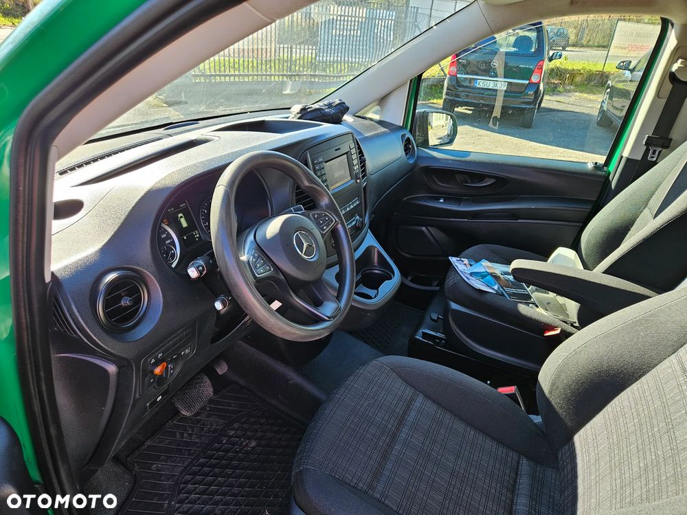 Mercedes-Benz Vito 4x4 automat 190ps long navi klima hak uciąg 2500kg rej.04/2020 - 2