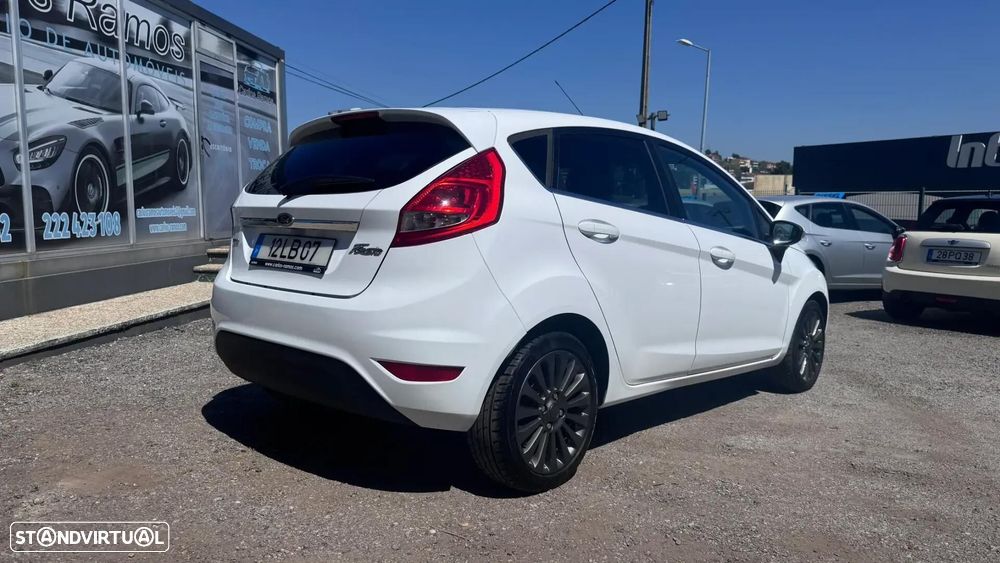Ford Fiesta - 6