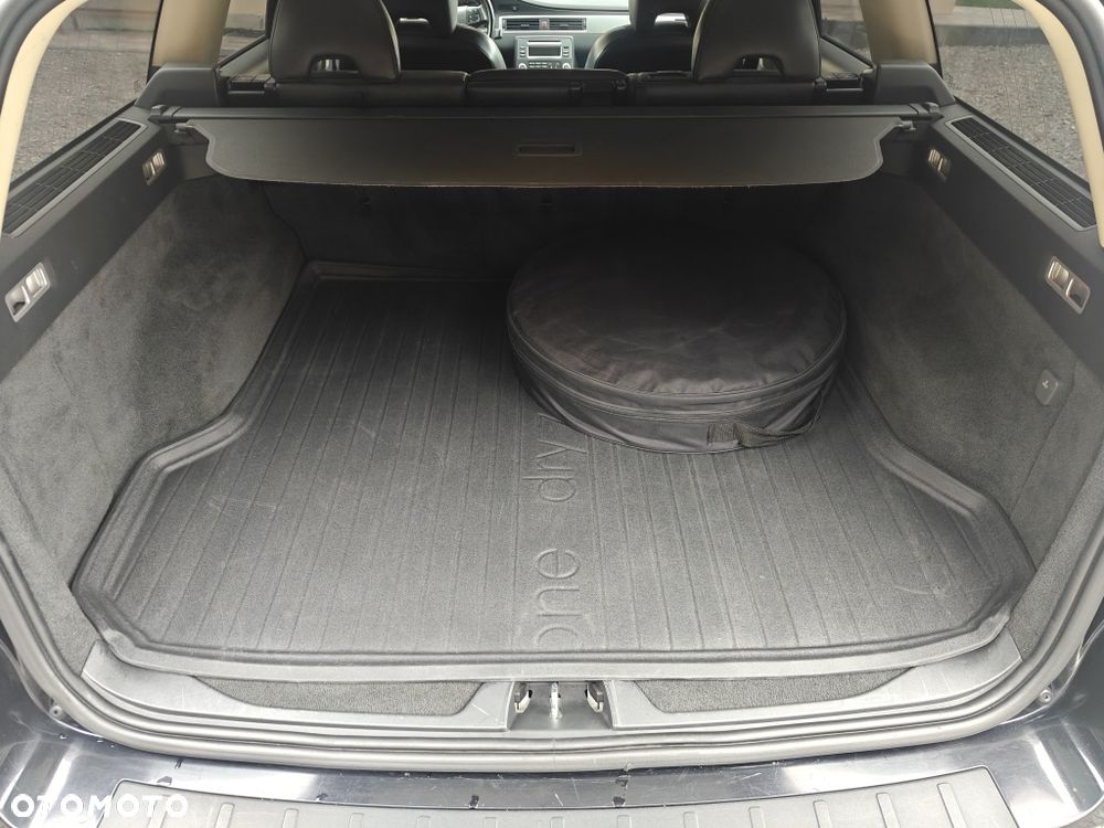 Volvo V70 - 8