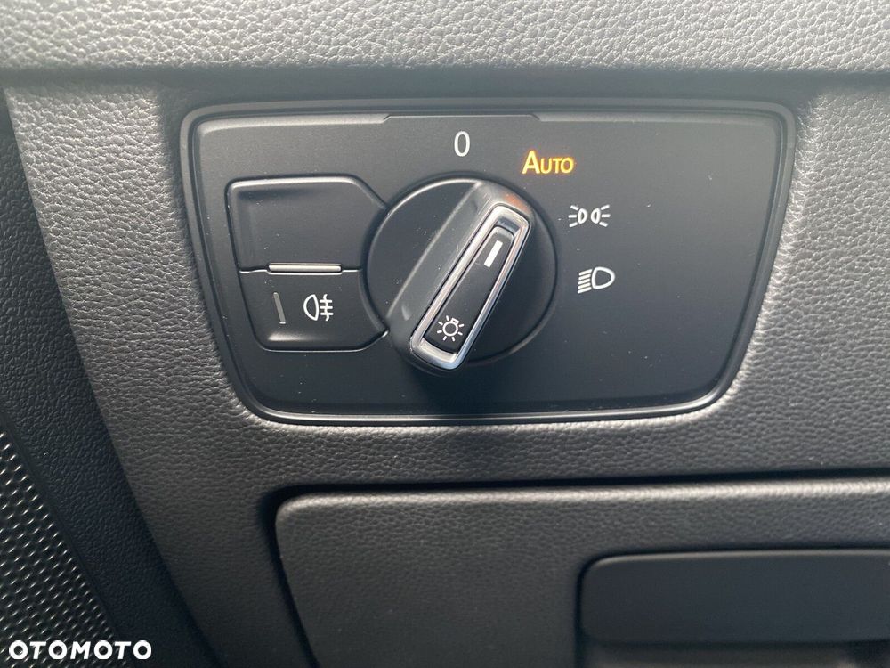 Volkswagen Passat - 18