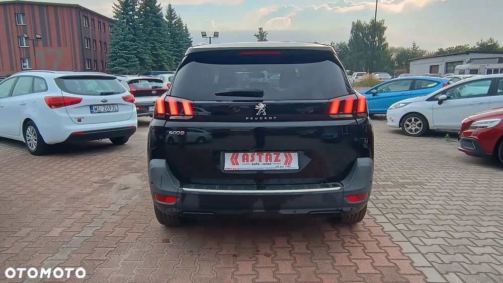 Peugeot 5008 1.5 BlueHDI Allure S&S - 18