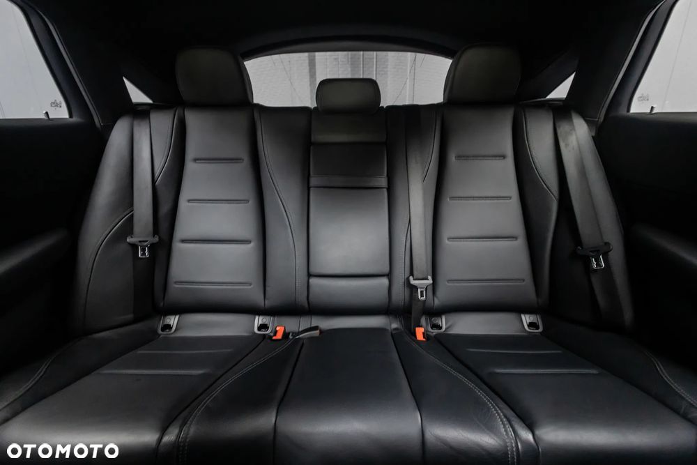 Mercedes-Benz GLE - 28